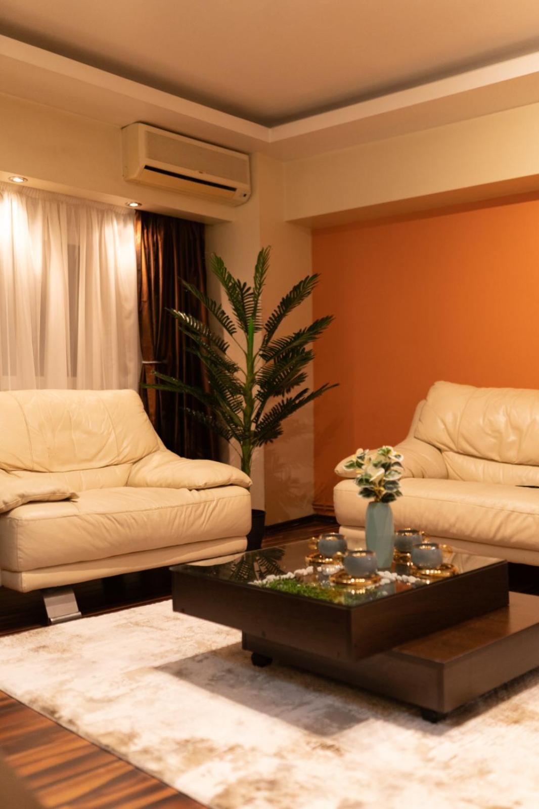 4 Rooms Unirii 47 Bucureşti Eksteriør bilde